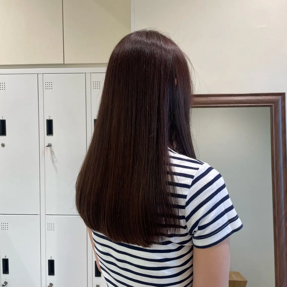 ロング カラー 垢抜け小顔レイヤー オリーブ/スミレのヘアスタイル