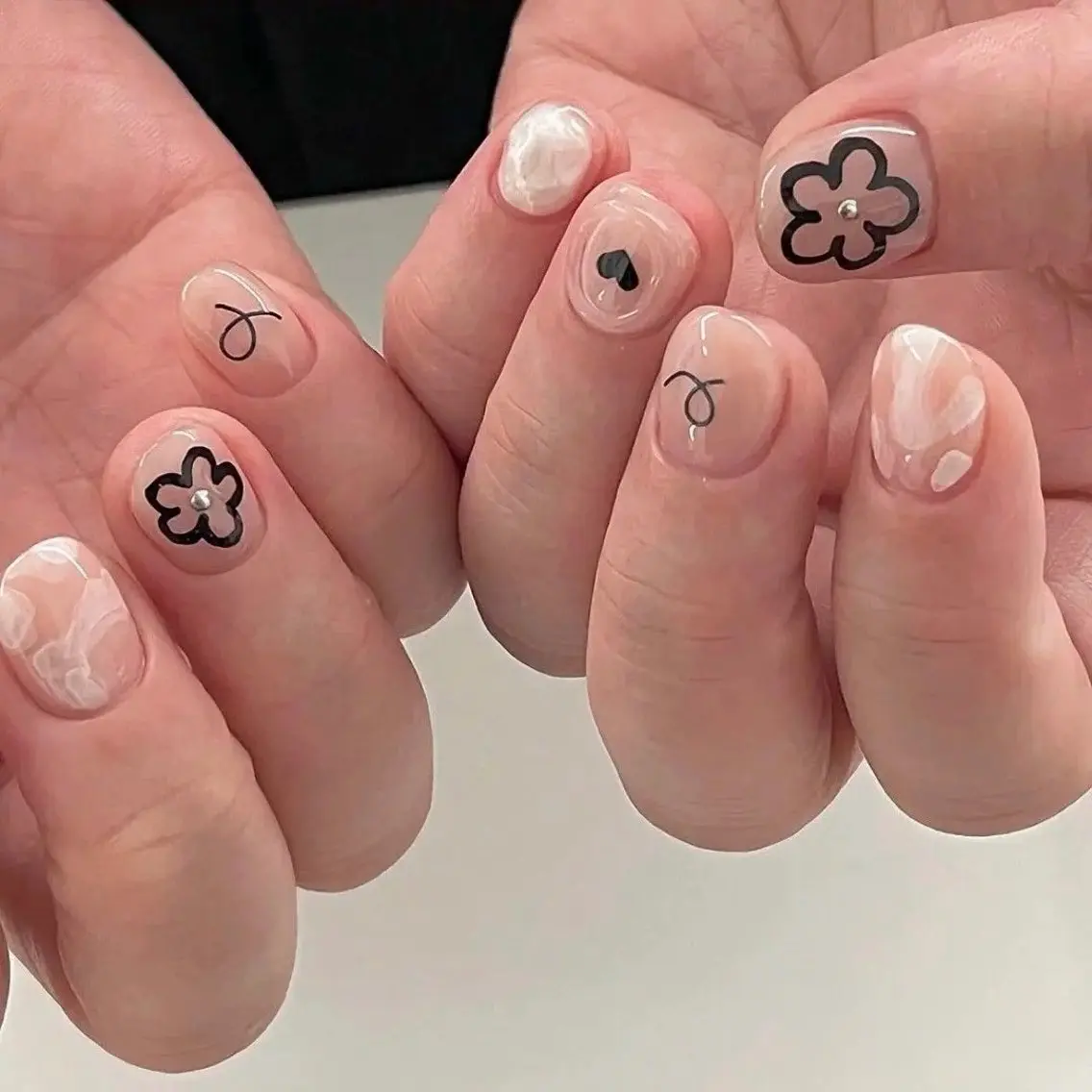 ネイル ハンドネイル Rinaky_ Kora Nailのネイルデザイン