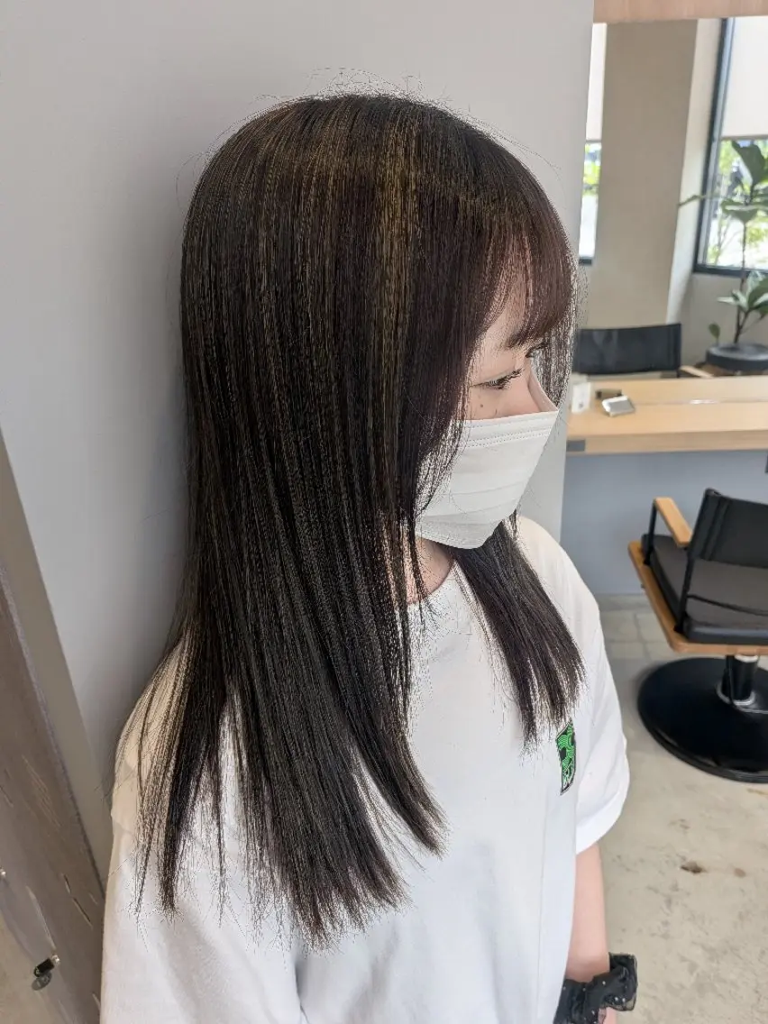 ロング カット 縮毛矯正 古屋 美春のヘアスタイル
