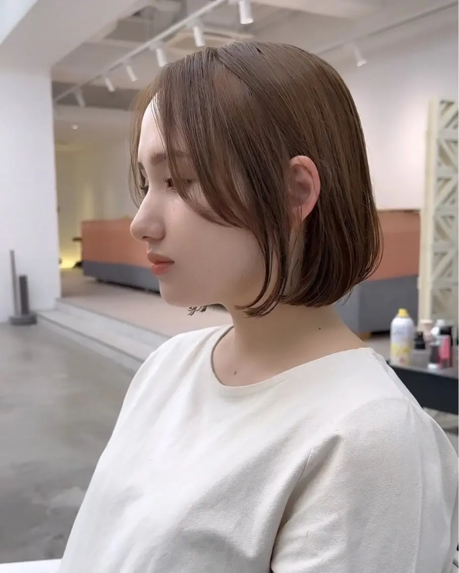ショート 切りっぱなしボブ ボブ 韓国風ヘア 小顔カット レイヤーボブ/ボブ 名駅/縮毛矯正のヘアスタイル
