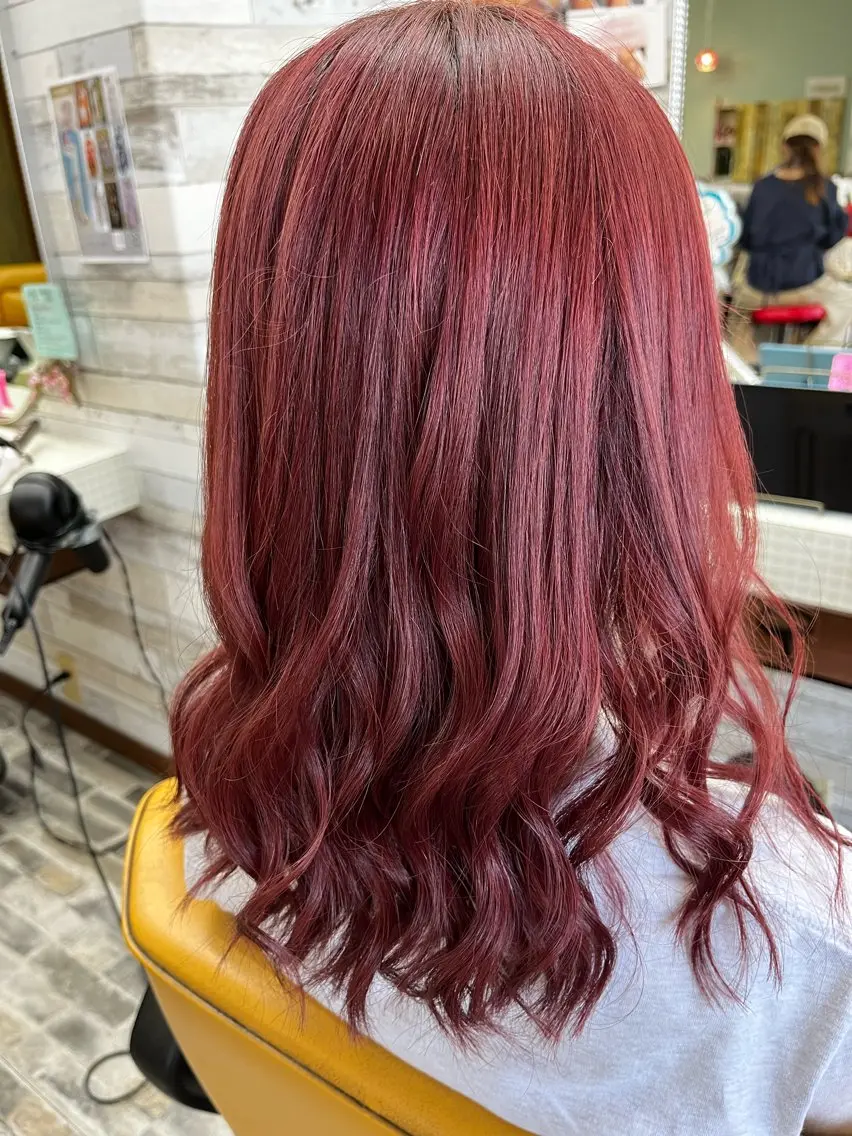 セミロング カラー イルミナカラー 大坪 拓斗のヘアスタイル