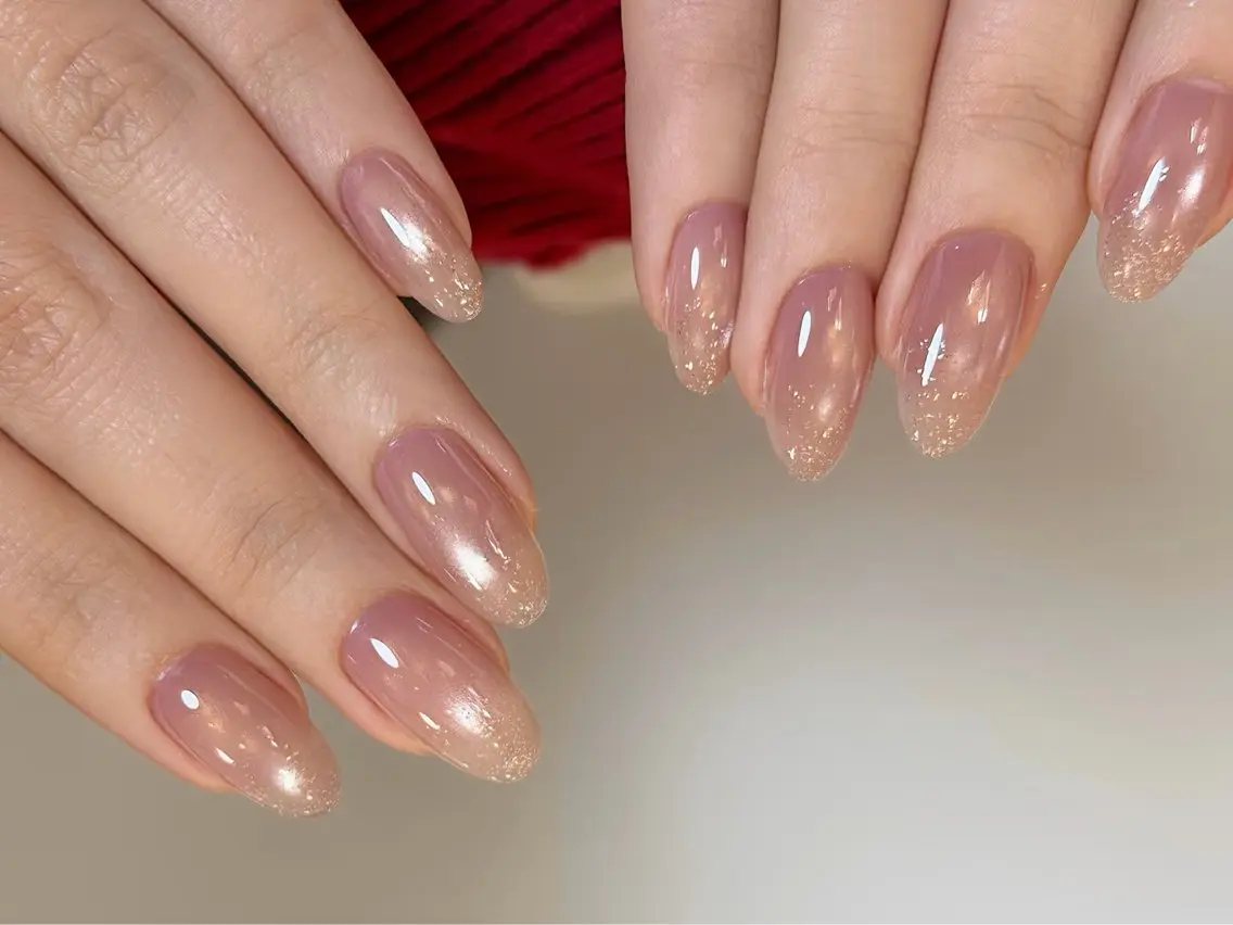 ネイル オーロラネイル 長さ出し フレンチネイル ジェルネイル ガラスフレンチ ハンドネイル Rela・S NAILのネイルデザイン