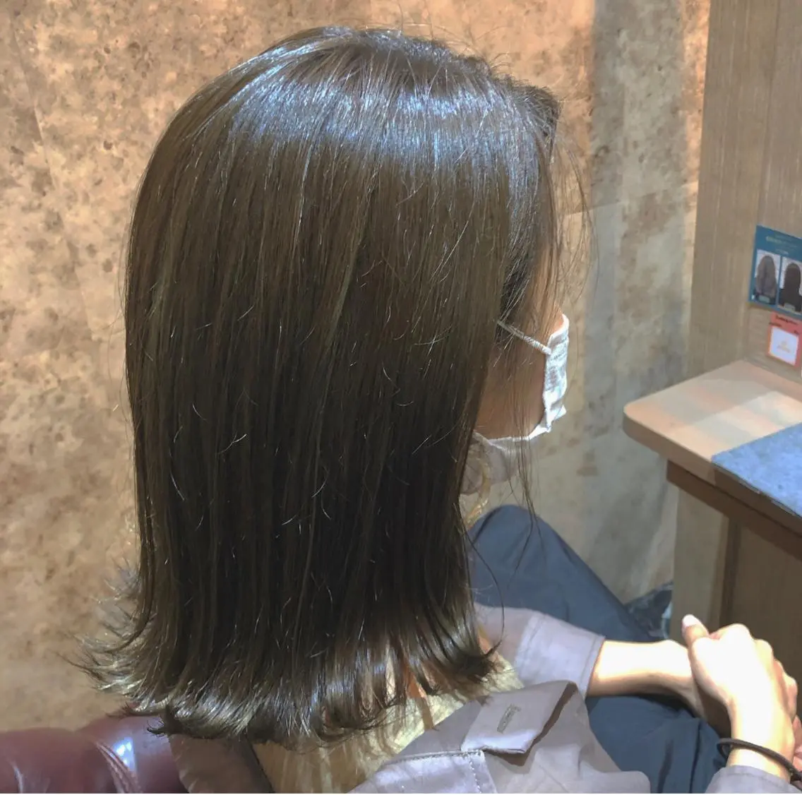 ミディアム カラー アッシュ 柳田 綾香のヘアスタイル