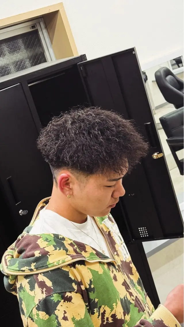 ショート パーマ メンズ 谷口 匠のヘアスタイル