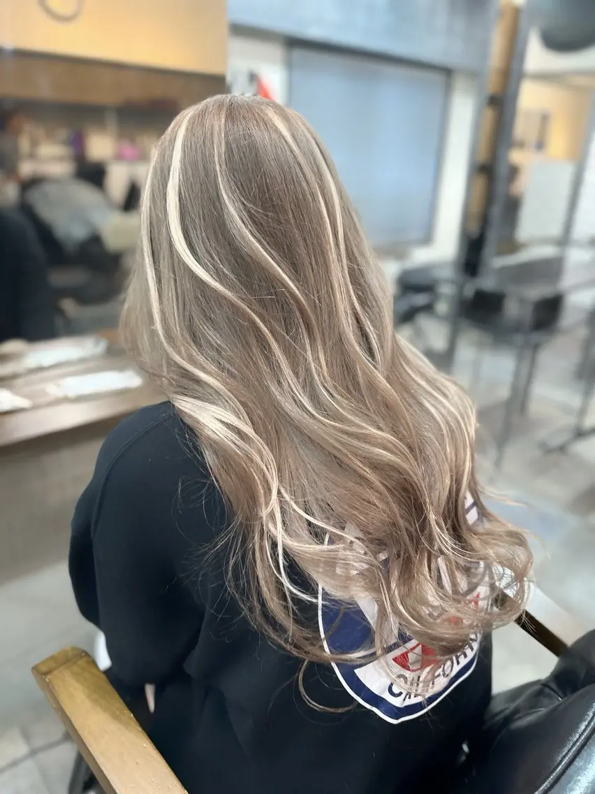 ロング シールエクステ エクステ ハイライト ⭐️エクステ指名 No.1⭐️高頭のヘアスタイル