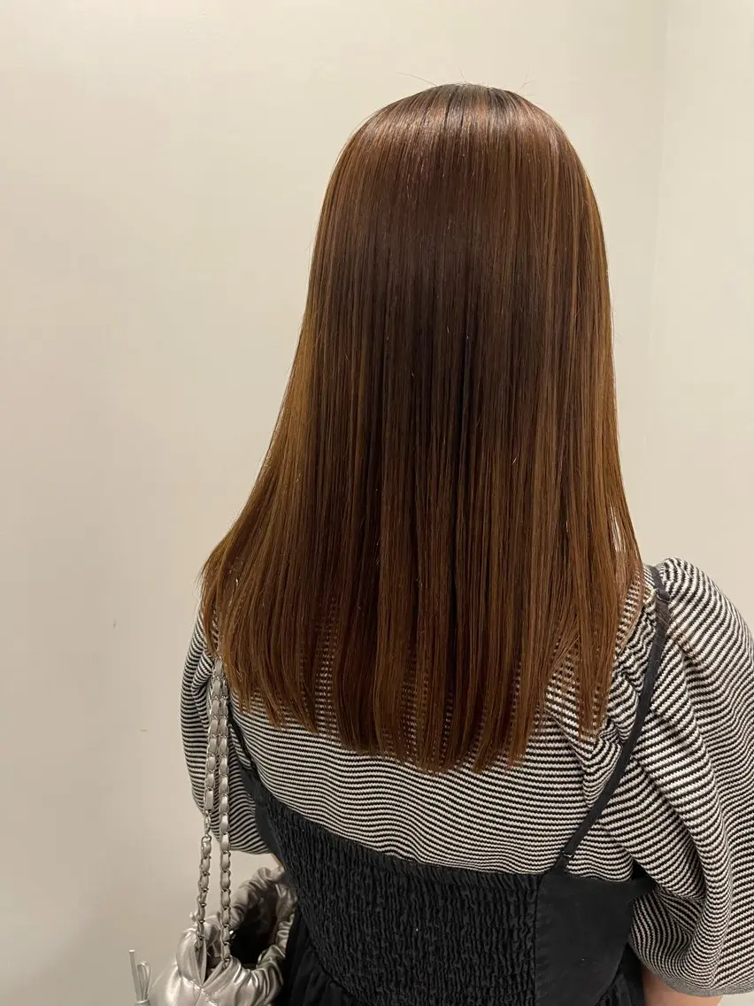 セミロング セミロングパーマ 広島:ミルキーカラー tsumaのヘアスタイル