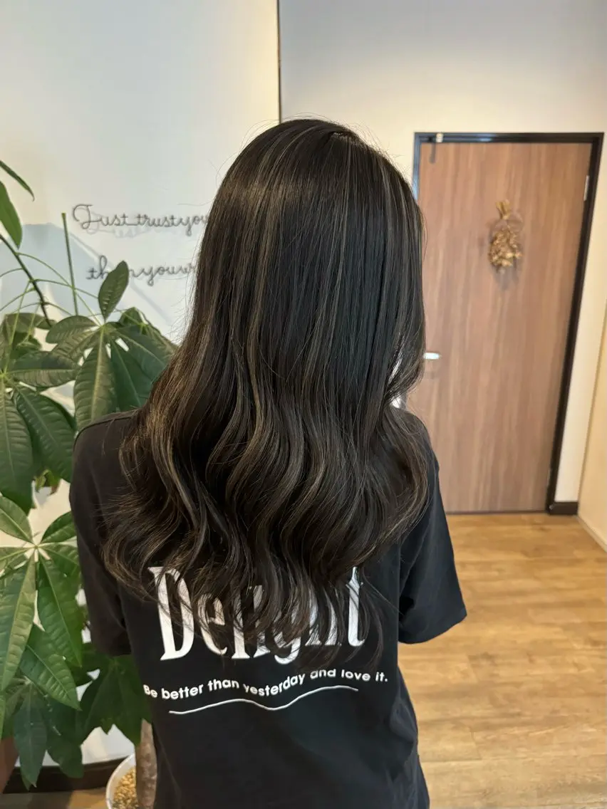 ロング カラー ハイライトカラー ハイライト ヘアカラー トリートメント 透明感/ハイライト 🌺MOMOKAのヘアスタイル