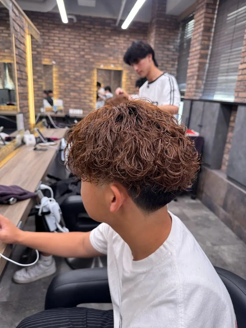 パーマ メンズ カット パーマ ツイスパ/シャドウ MANARUのヘアスタイル