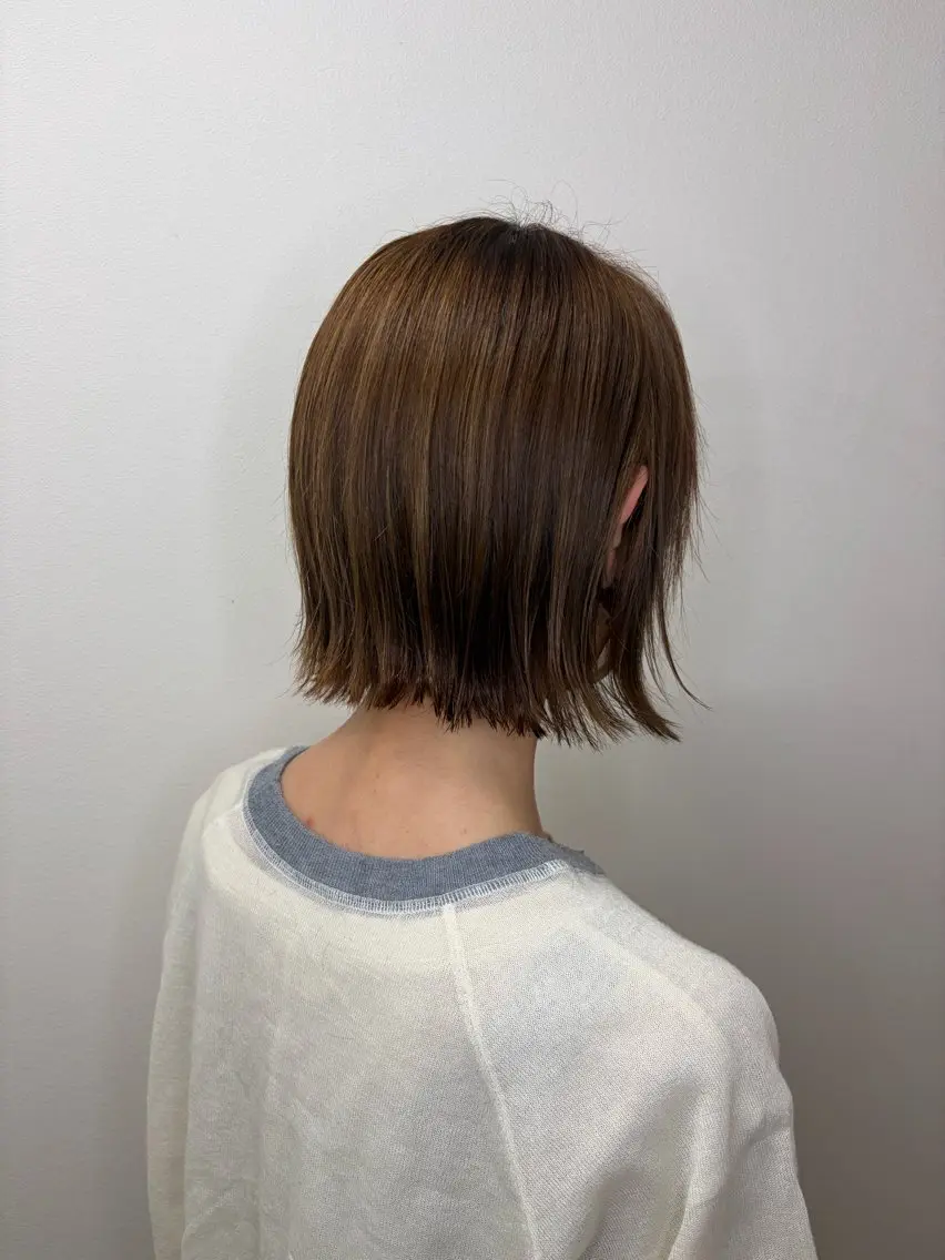 ミディアム 切りっぱなしボブ ボブ レナークウィズ　北川 愛璃のヘアスタイル