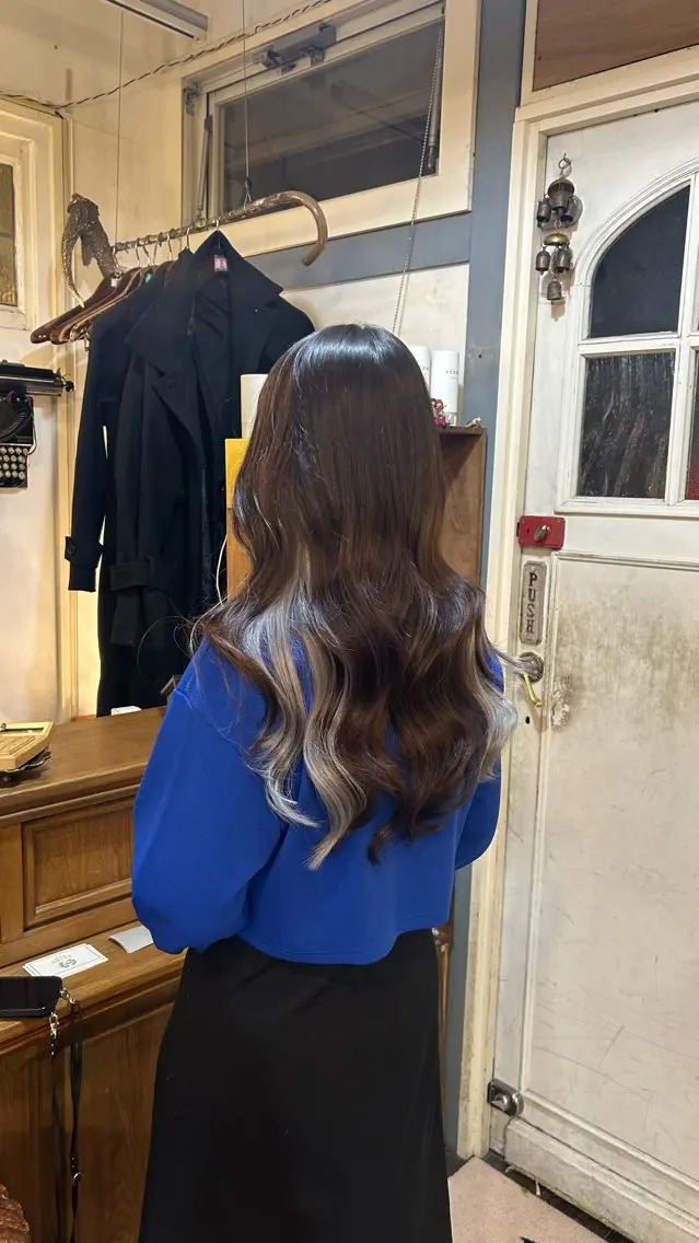 エクステ BRITS 渡辺 菜々子のヘアスタイル