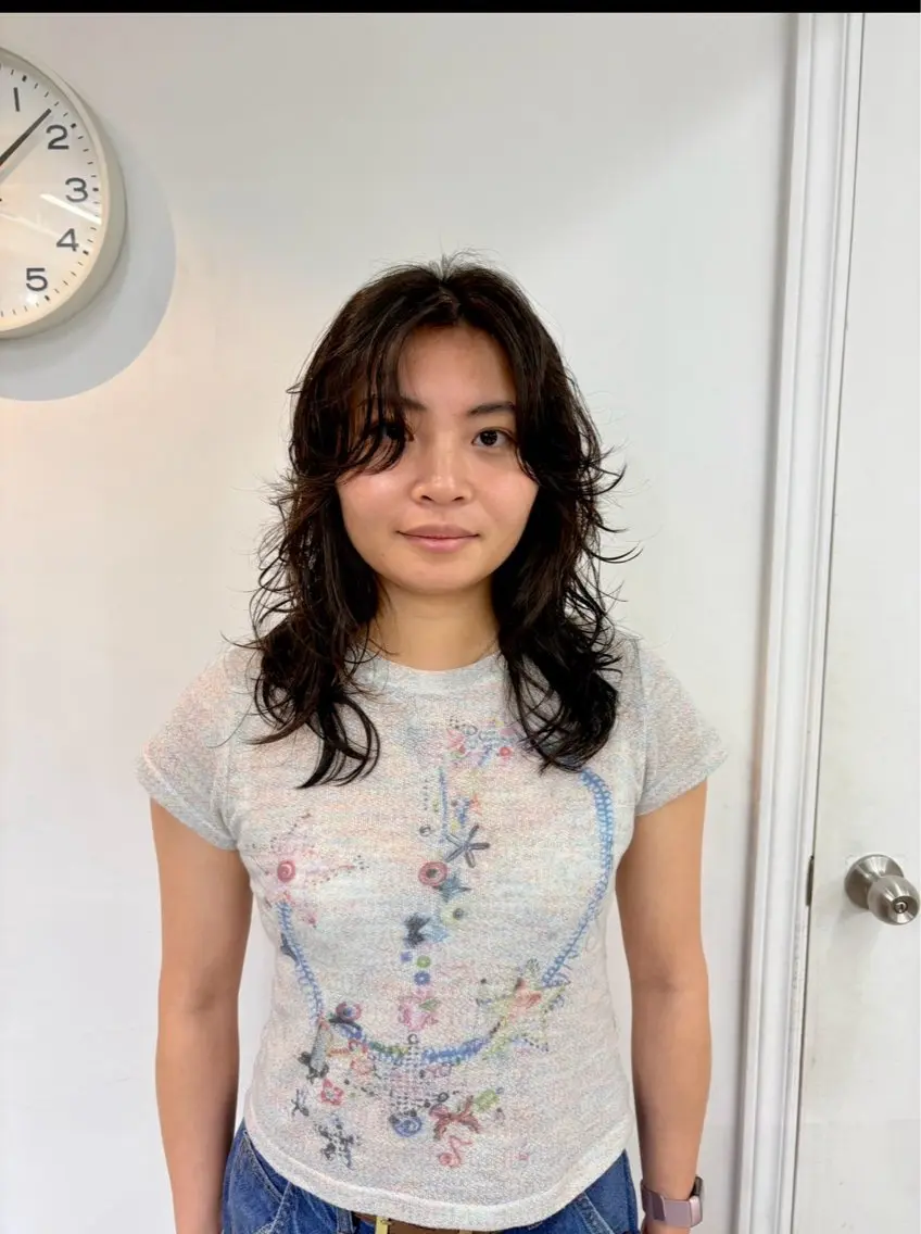 ロング パーマ レイヤーカット 似合わせカット カット パーマ 杉山 憂人のヘアスタイル