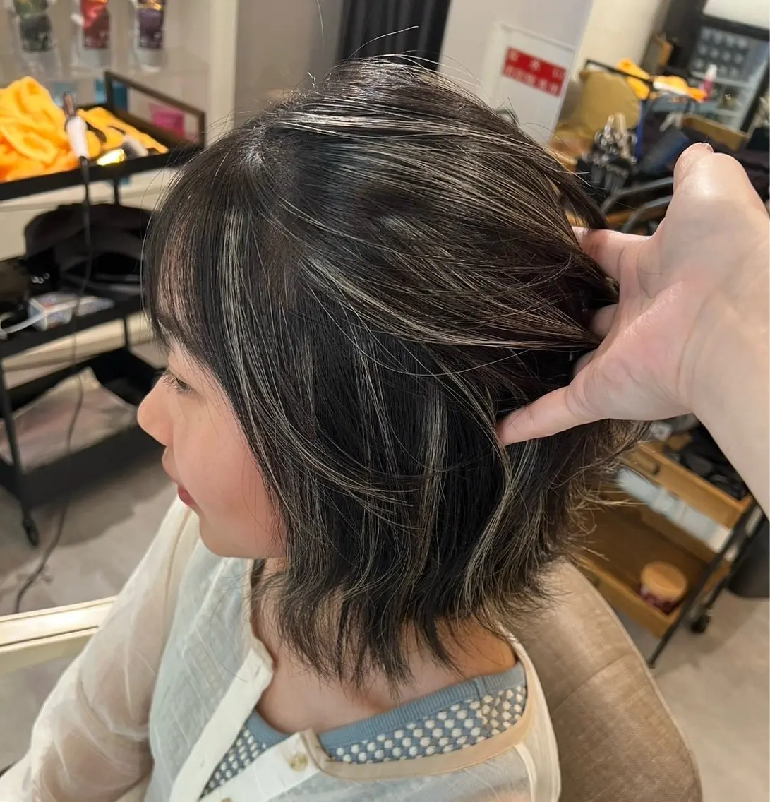 ショート カラー ダークグレー ダークグレージュ グレージュ ハイライトカラー ハイライト 指名数No.1 /NAOYAのヘアスタイル