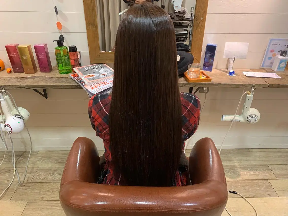 ロング カラー 井上 涼花のヘアスタイル