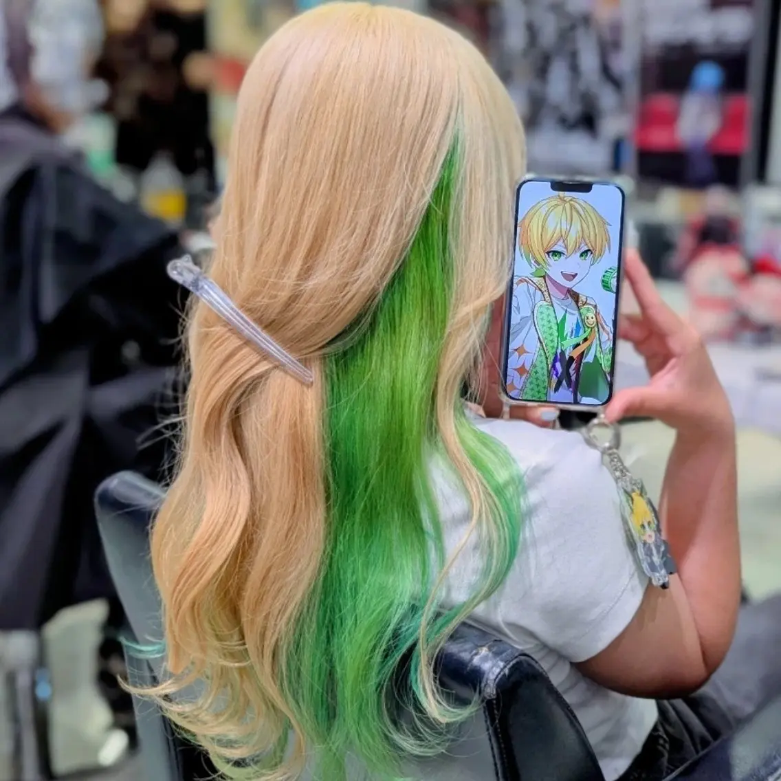 カラー ロング ハイトーンカラー インナーカラー ヘアカラー 推しカラー🦉にじさ んじカラー🌈🕒✨のヘアスタイル