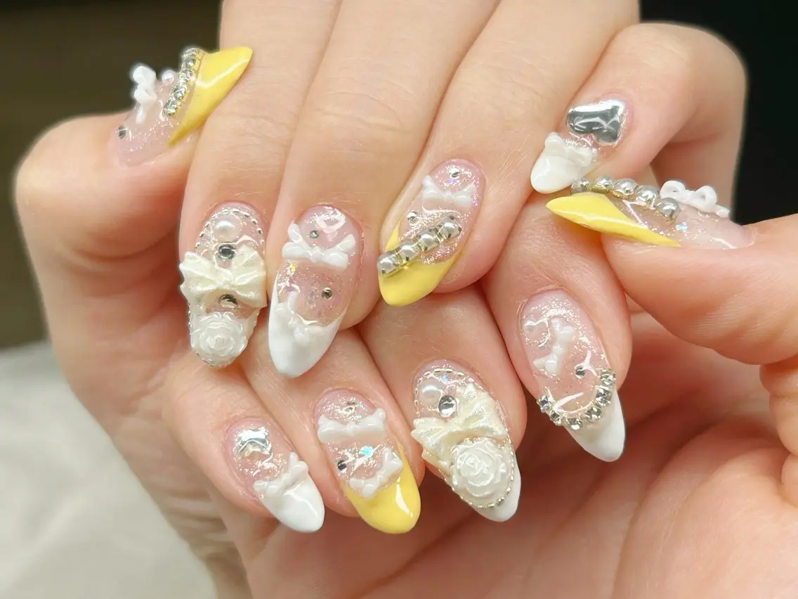 ネイル アートネイル チークネイル 成人式 入学式 長さ出し ハンドネイル Lino Nailのネイルデザイン
