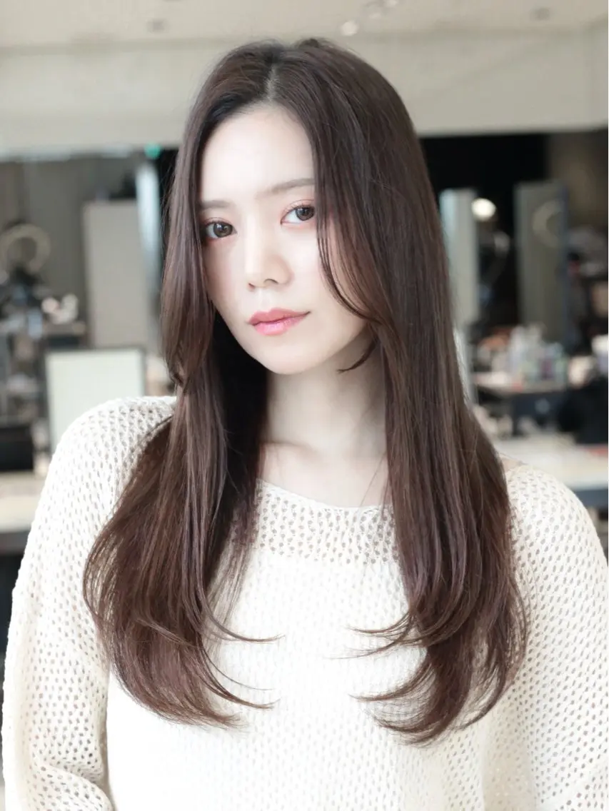 ロング カラー レイヤーカット ローレイヤー カット ヘアカラー トリートメント レイヤー/顔周り /透明感🩶高橋大のヘアスタイル