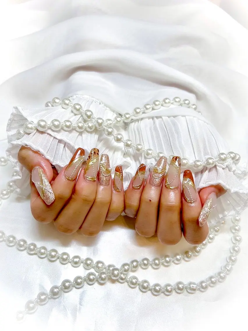 ネイル Vogusty's Nail 鶴見店のネイルデザイン