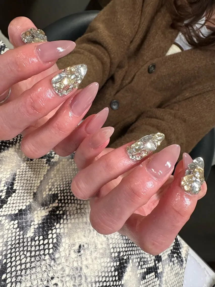 ネイル シンプルネイル ストーンネイル Sugar Erikaのネイルデザイン