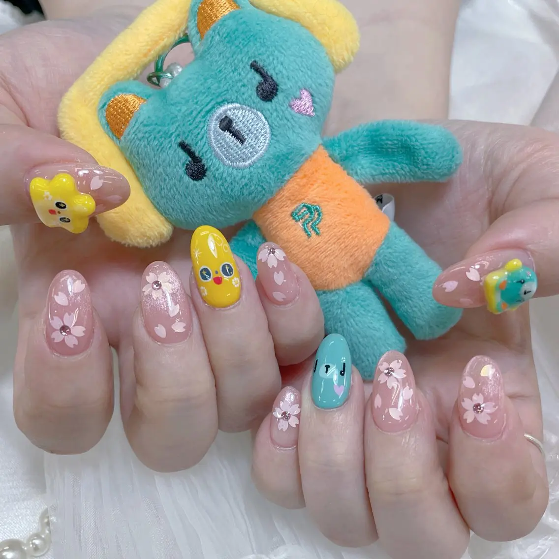 ネイル ハート 韓国ネイル 春ネイル バレンタイン ワンホンネイル ハンドネイル Melody  3D/スカルプ専門店のネイルデザイン