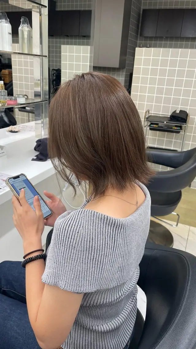 カラー ヘアカラー トリートメント ヘッドスパ 🖤暗髪 | 艶髪 |透明感カラー ゆりのヘアスタイル