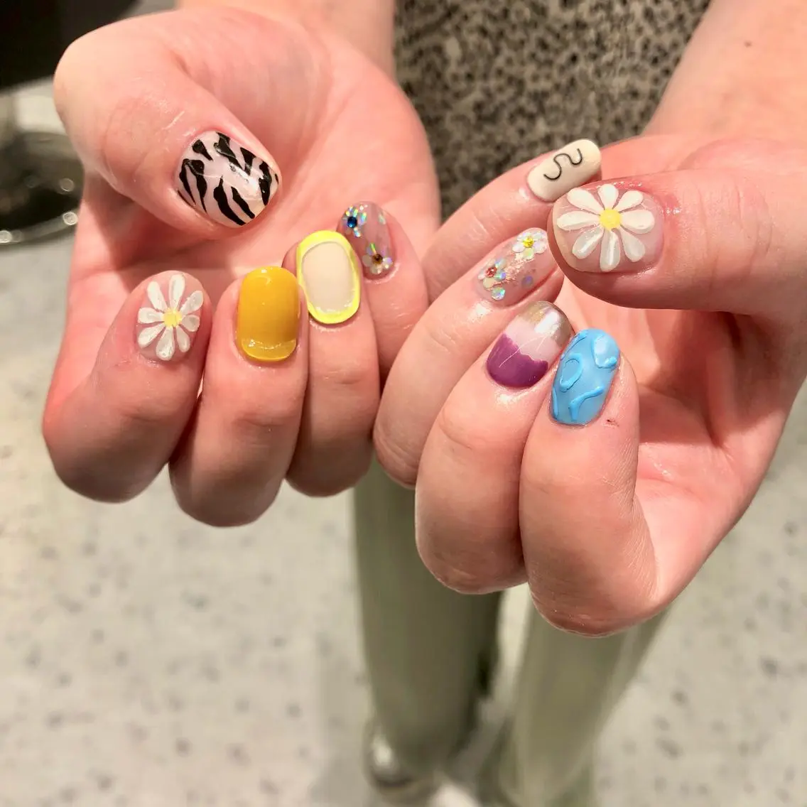 ネイル ハンドネイル 🧁🥕 asukaのネイルデザイン