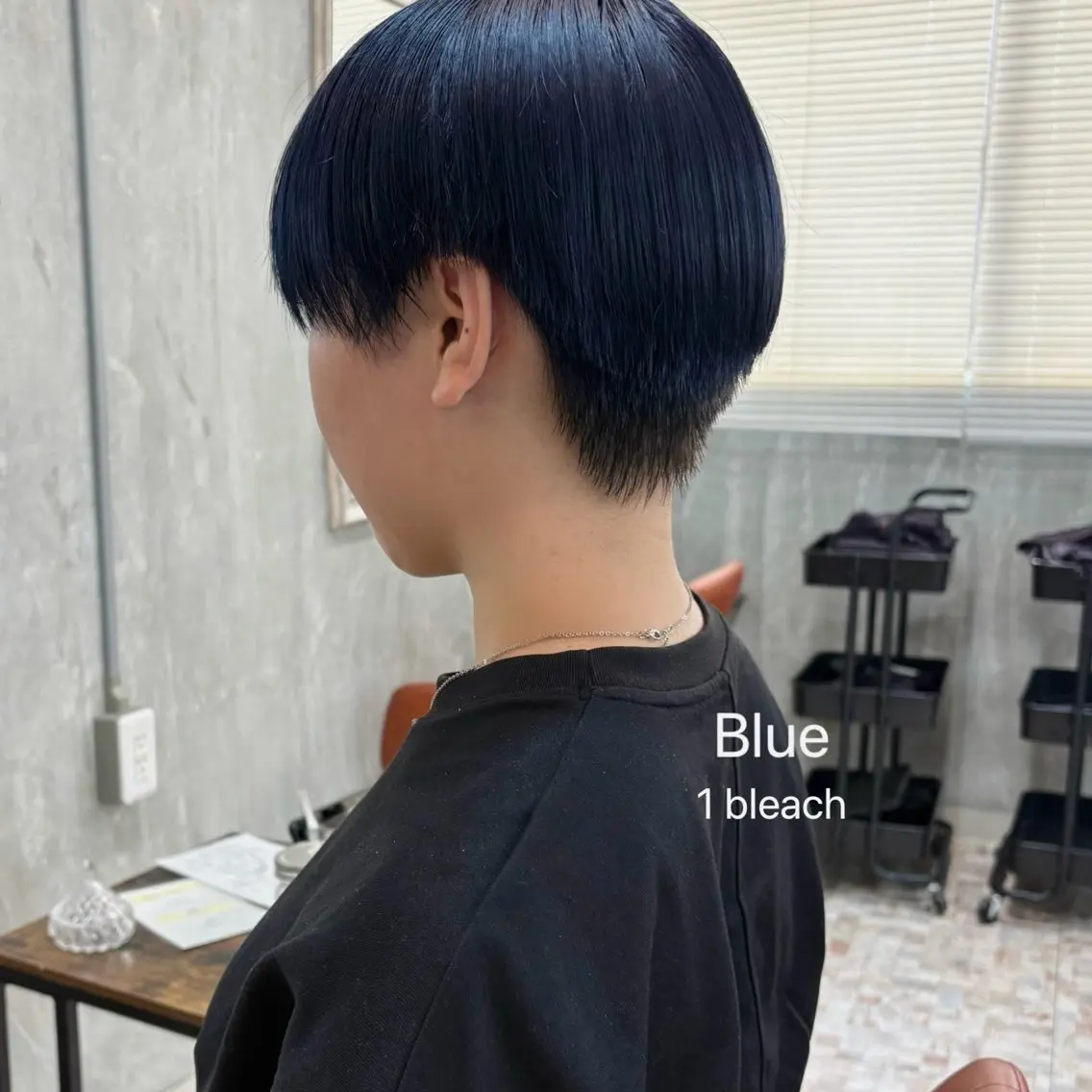 ショート カラー ブリーチ ヘアカラー botan🎀 harunaのヘアスタイル