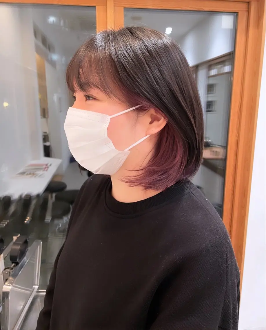 ミディアム カラー ミディアムレイヤー ブリーチ イヤリングカラー インナーカラー ラベンダーカラー ヘアカラー トリートメント 髪質改善ストレート✨ パーマヘア✨YUKIのヘアスタイル