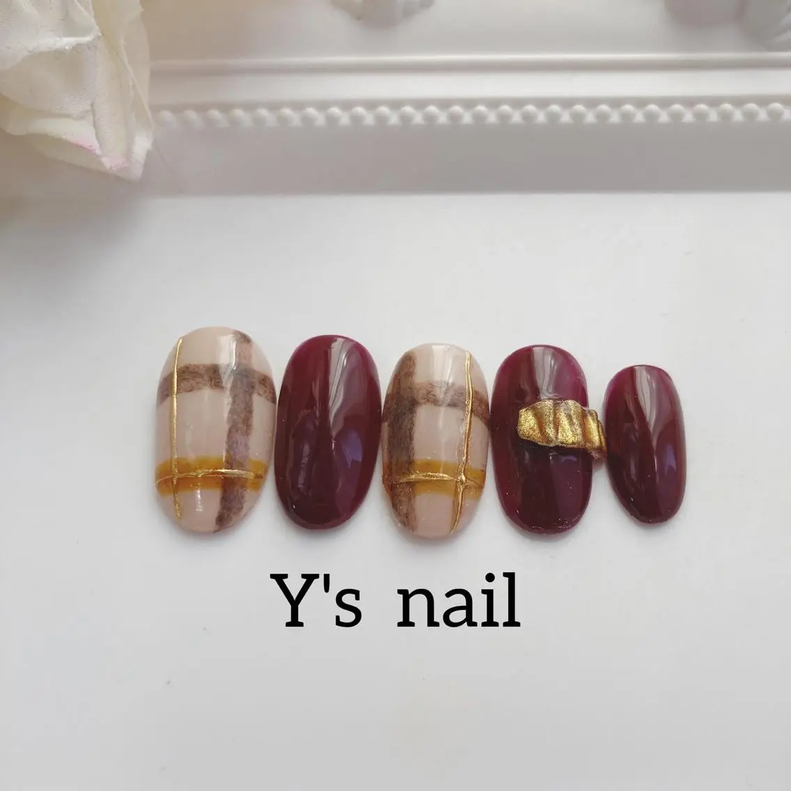 ネイル 手書きが得意🖌️ Y’s  nailのネイルデザイン