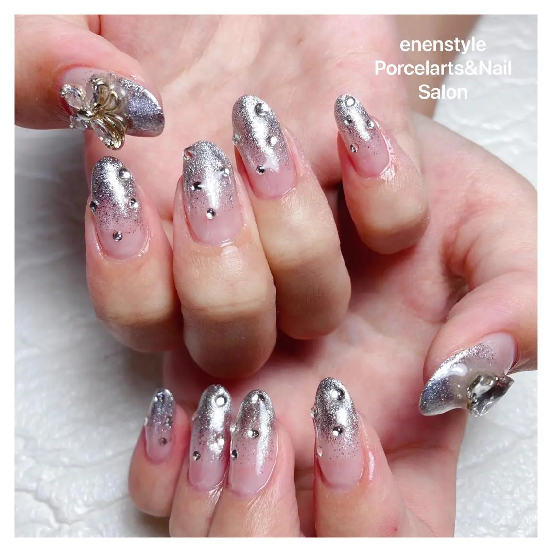 ミディアム ネイル ハンドネイル 🐾enen style 🐾のネイルデザイン
