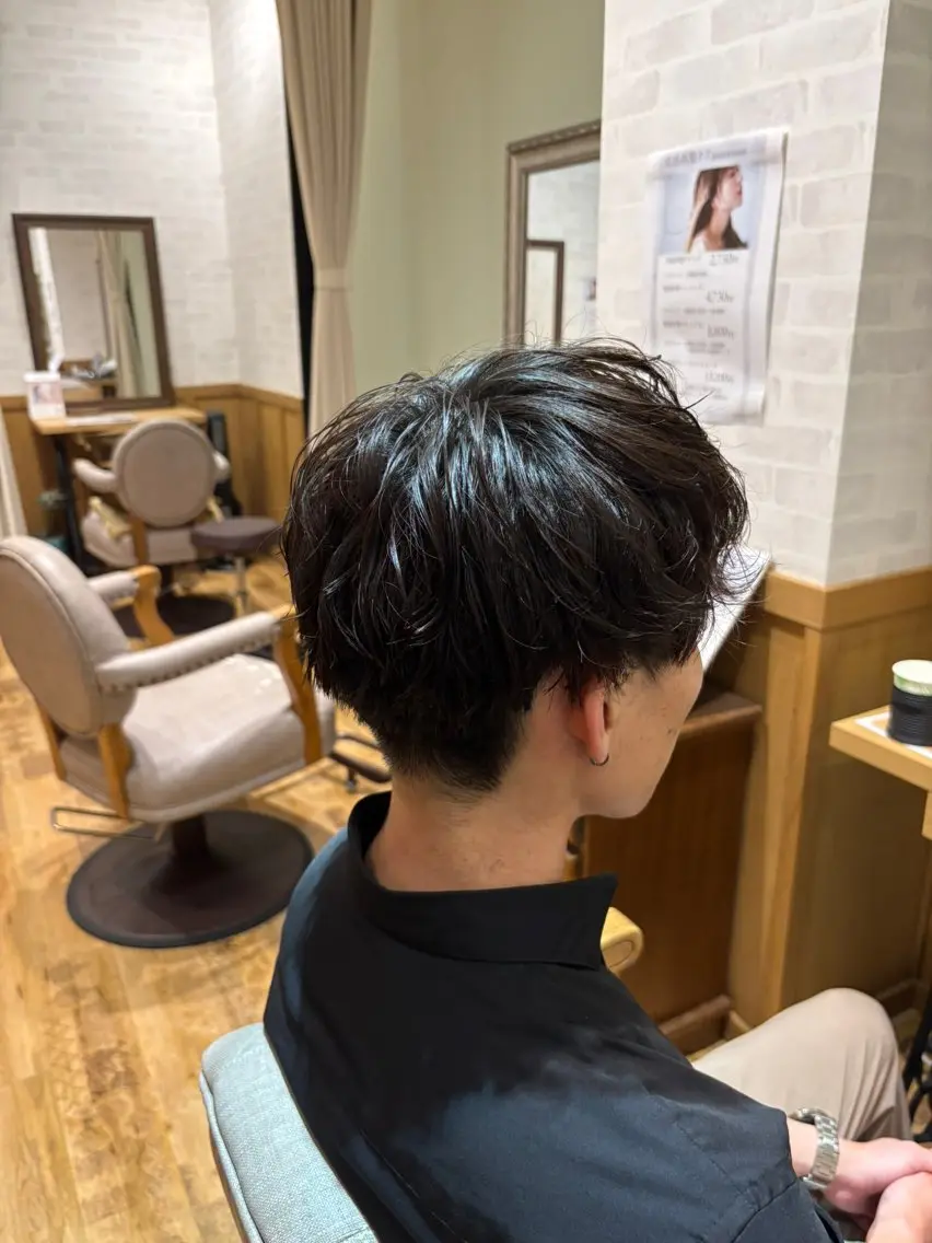 ショート パーマ メンズ メンズパーマ スパイラルパーマ 杉山 晃太のヘアスタイル