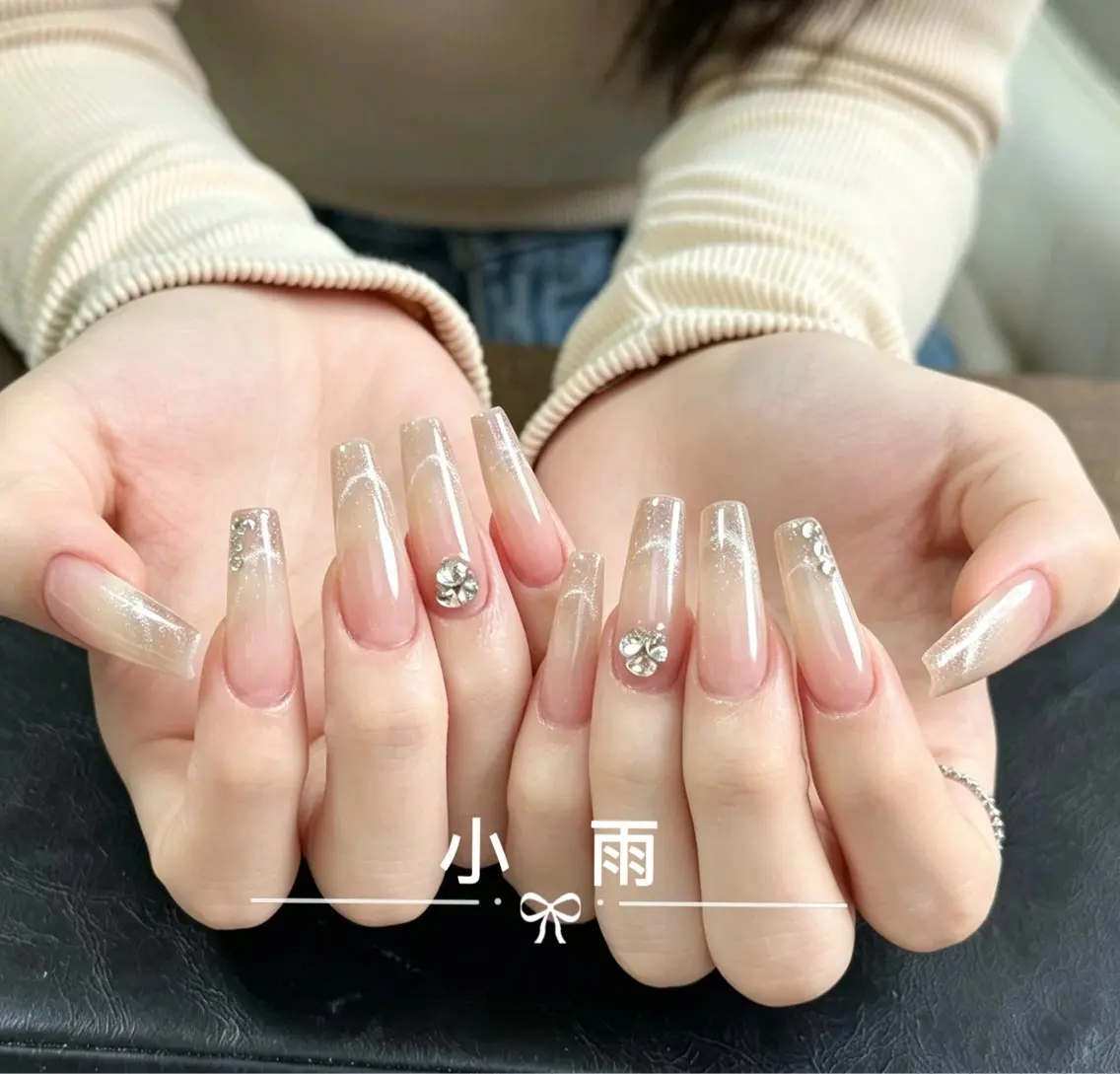 ネイル 長さ出し フラッシュネイル フレンチネイル ジェルネイル マグネットネイル ハンドネイル ハンドケア 小 雨のネイルデザイン