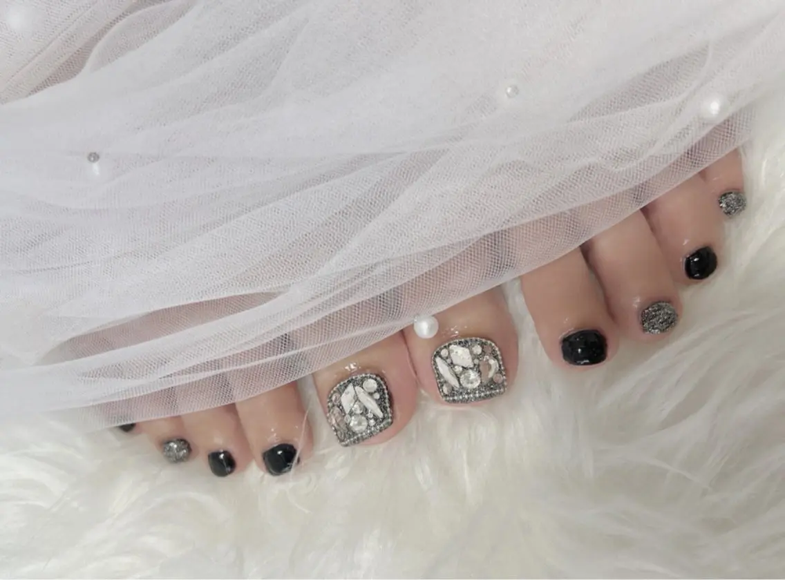 ネイル フットネイル フットネイル Luxe nailのネイルデザイン