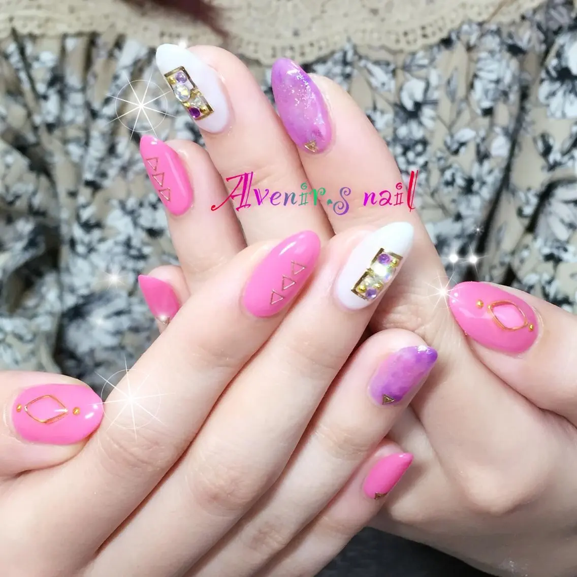 ネイル オーロラネイル ジェルネイル 大理石ネイル(マーブル) 持ち込み Home Salon Avenir.のネイルデザイン