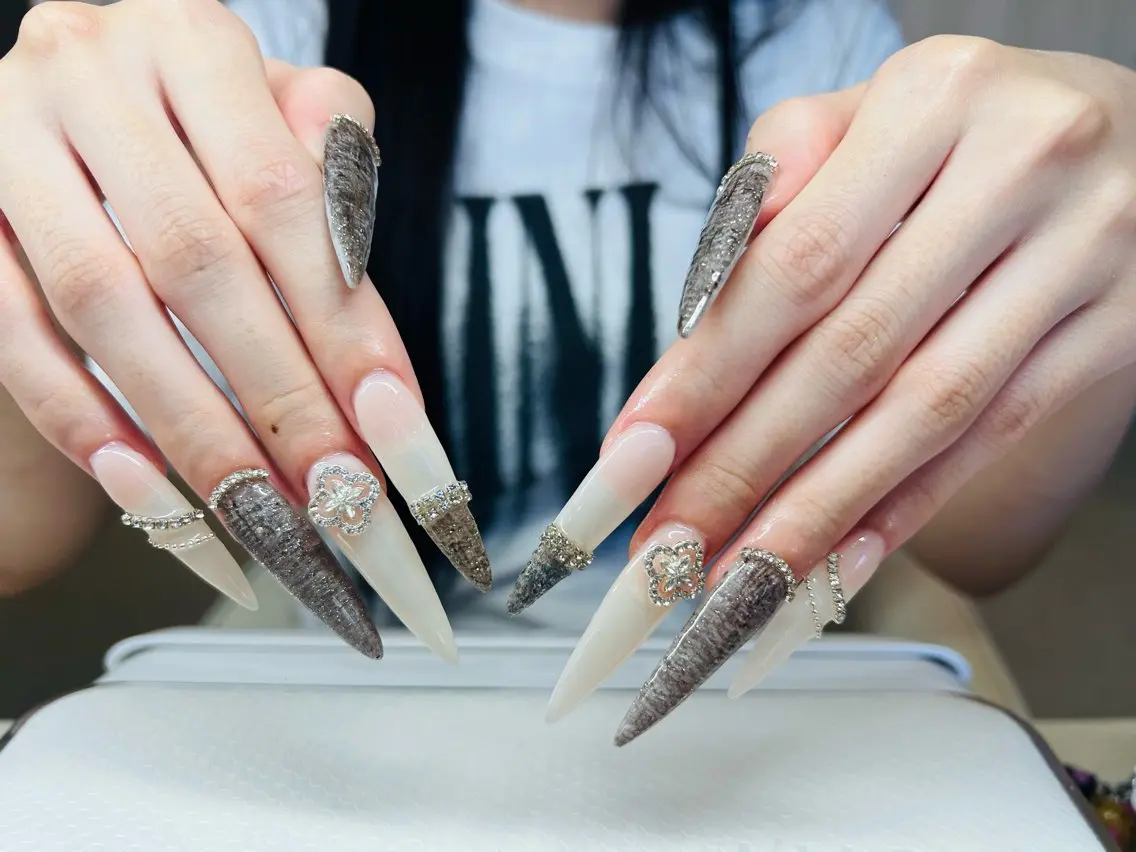 ネイル IVY NAIL SALON｜富山のネイルデザイン