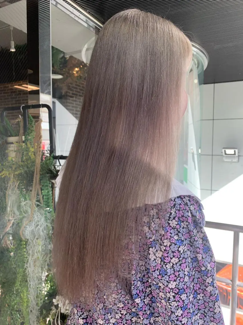 艶髪ハイトーン✨ダブルカラー(ケアブリーチ込み)+髪質改善トリートメント🫧の写真