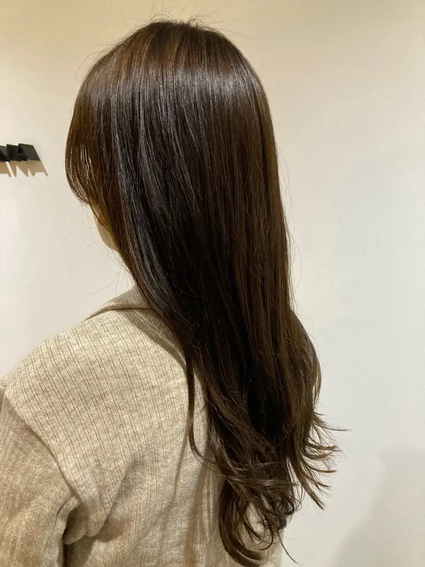 ロング カラー ブラウンカラー オリーブブラウン 川上 愛のヘアスタイル