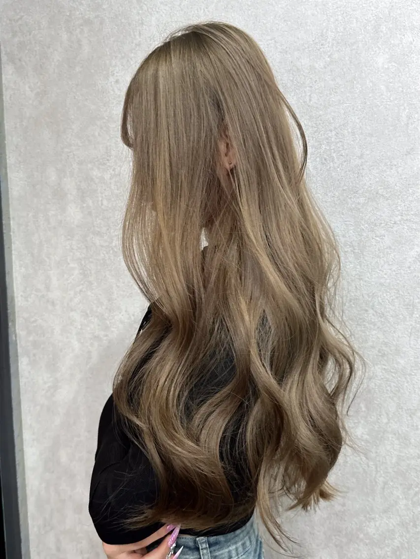 ロング カラー ロング AiM エイム　韓国レイヤーのヘアスタイル