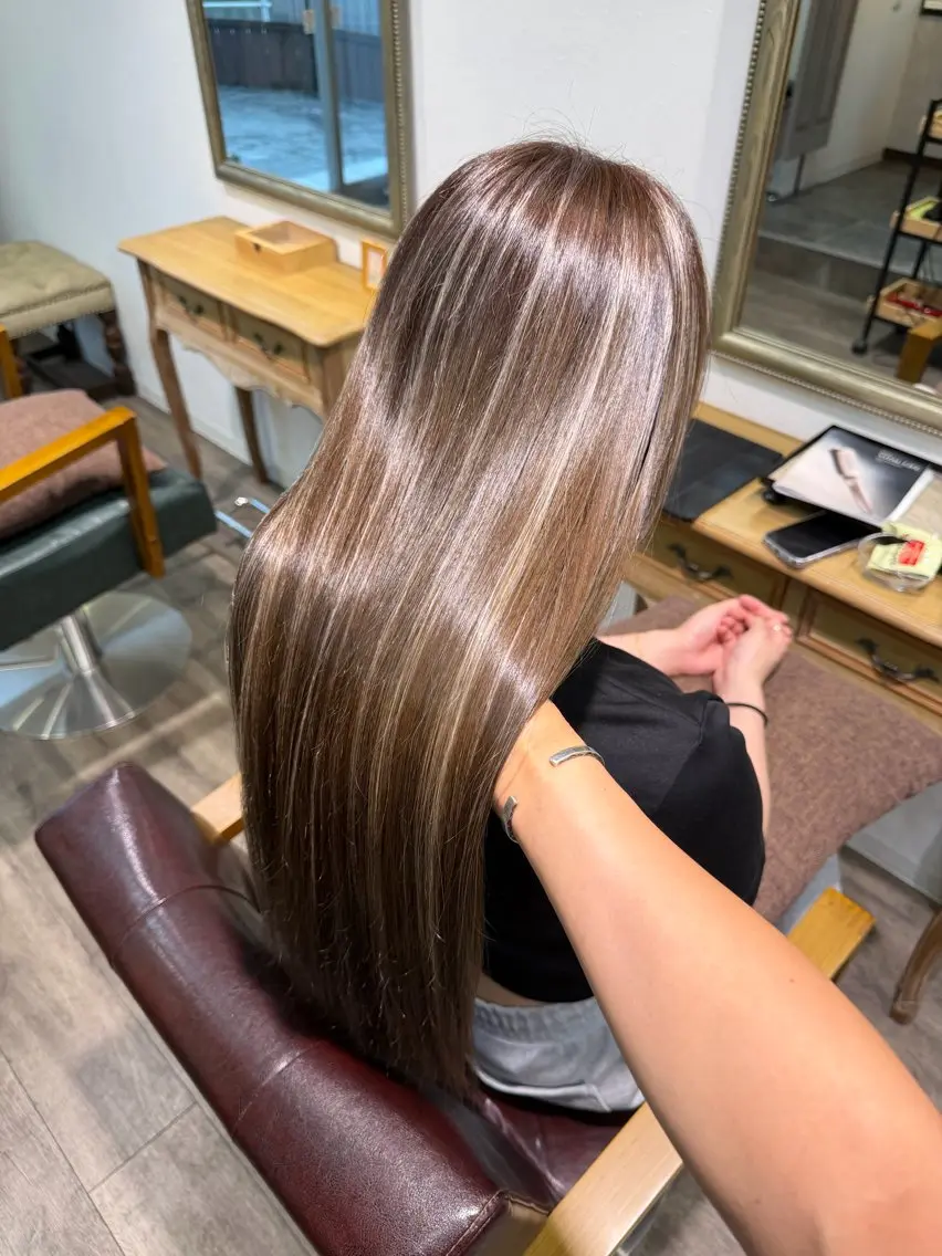 ロング カラー ヘアカラー Felice Erikaのヘアスタイル