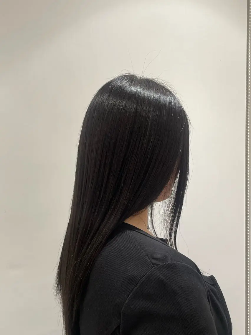 ロング パーマ 縮毛矯正 小村 侑生のヘアスタイル
