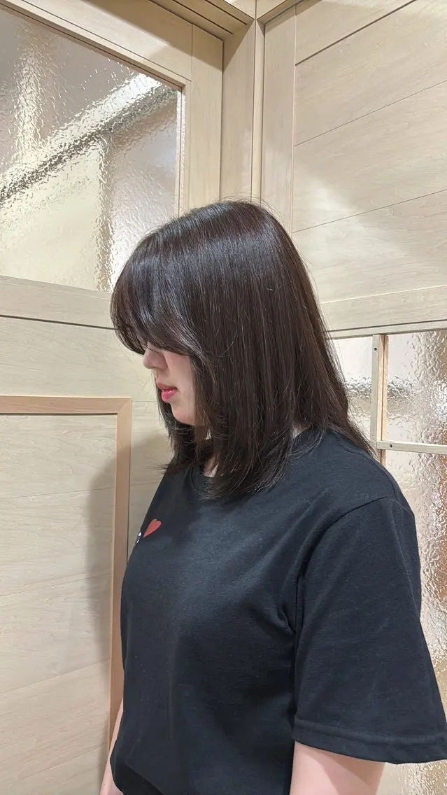 ミディアム カラー ブラウンカラー ラベンダーカラー ラベンダーブラウン カット ヘアカラー きづな 🌷のヘアスタイル