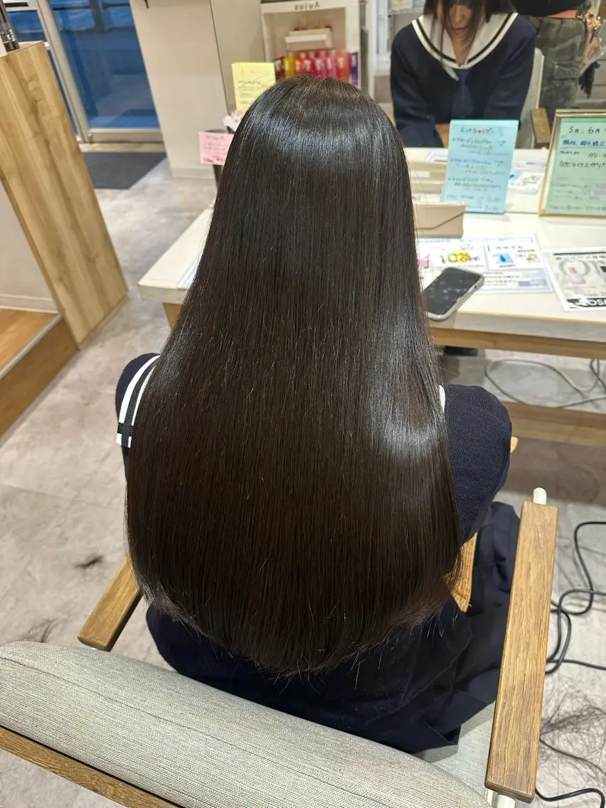 ロング 縮毛矯正 柴崎 悠乃のヘアスタイル