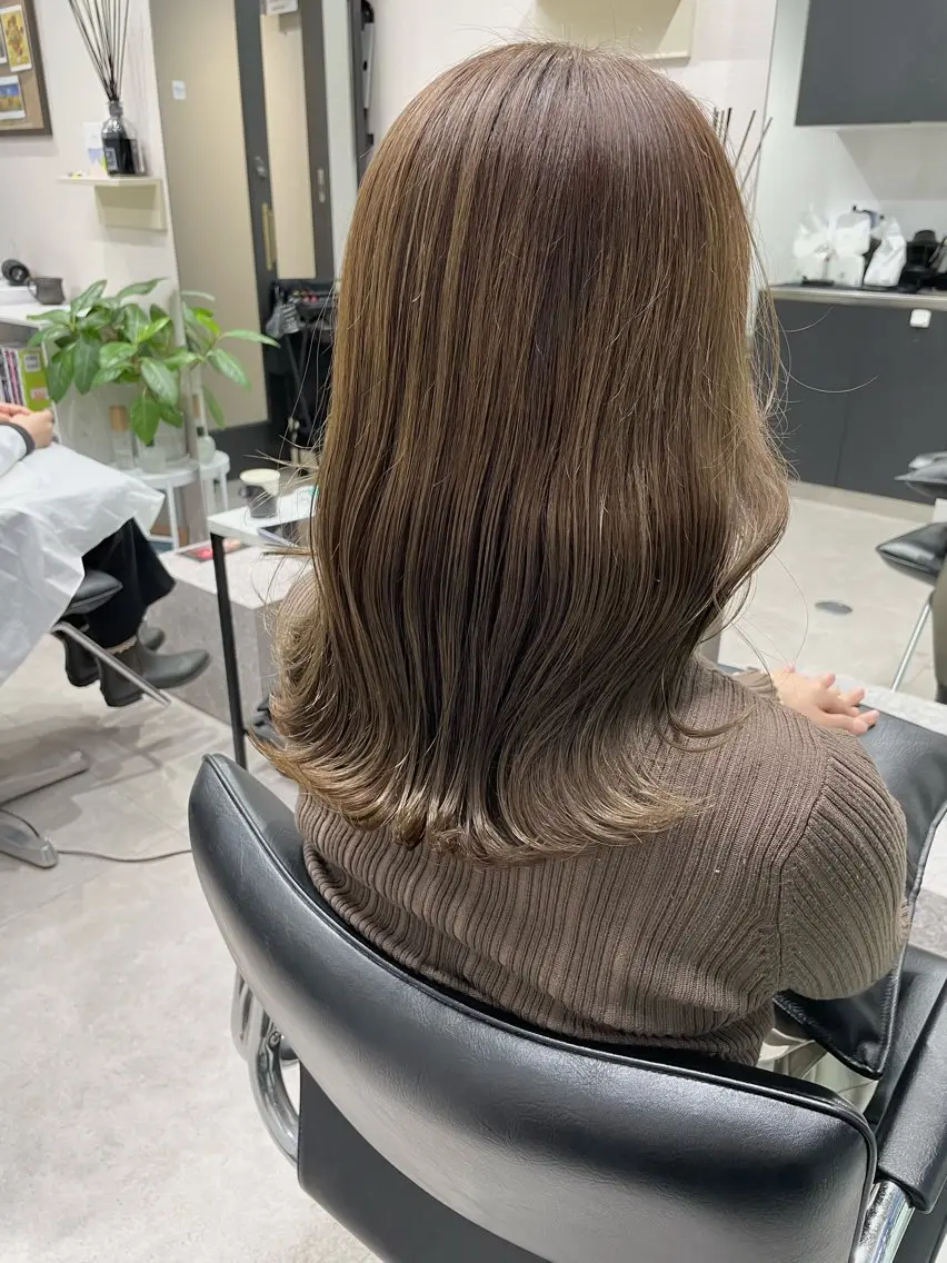セミロング カラー ヘアカラー トリートメント 髪質改善will hairdesignのヘアスタイル