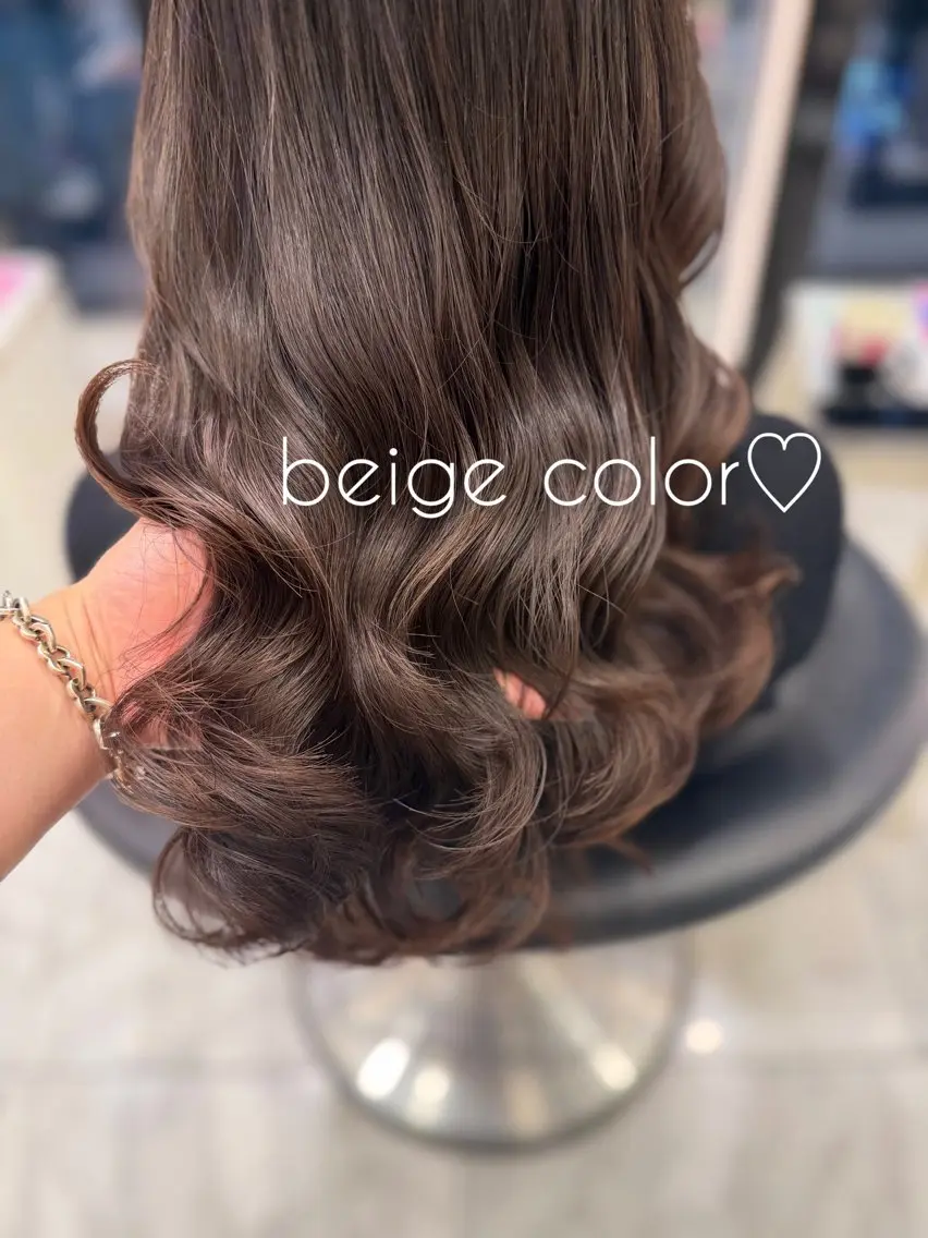 セミロング カラー セミロングパーマ ヘアカラー トリートメント 韓国カラーお任せ❤️ アサコサユリ🎀の眉毛・アイブロウイメージ