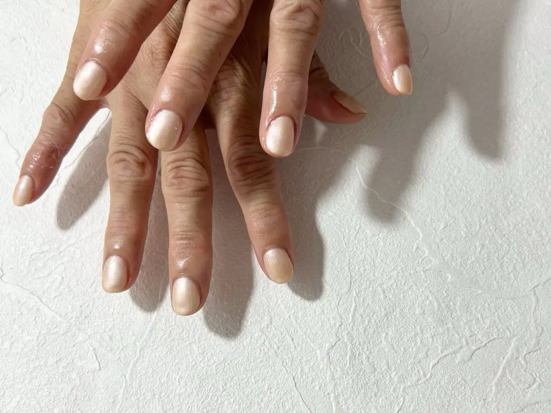 ネイル オーロラネイル フットネイル フレンチネイル ジェルネイル 韓国ネイル ハンドネイル mogunail &blowのネイルデザイン