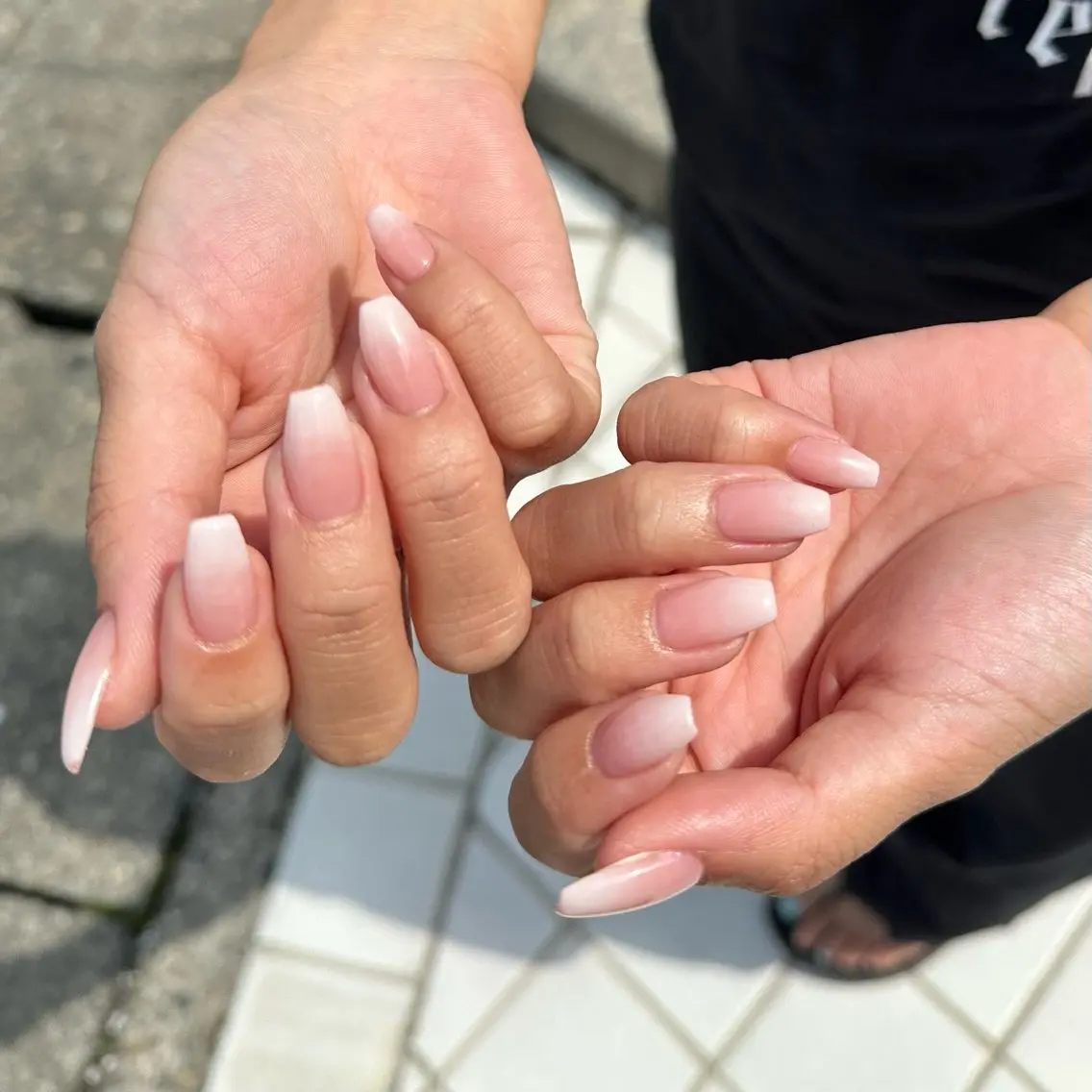 ネイル ハンドネイル フットネイル Allure Akariのネイルデザイン