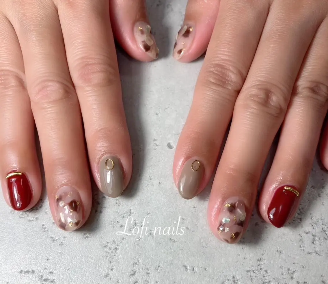 ネイル べっ甲ネイル ワンカラーネイル ホワイト Lofi nails ゆきこのネイルデザイン