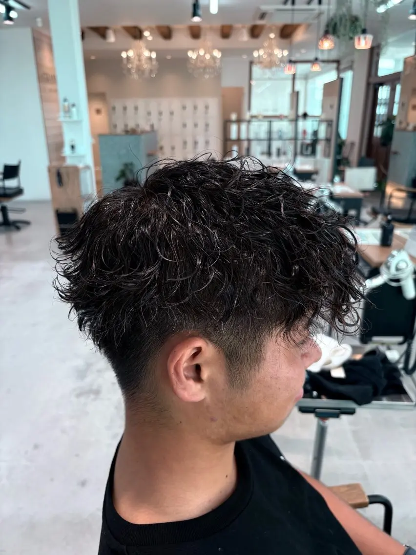 パーマ メンズ 若原 絃汰のヘアスタイル