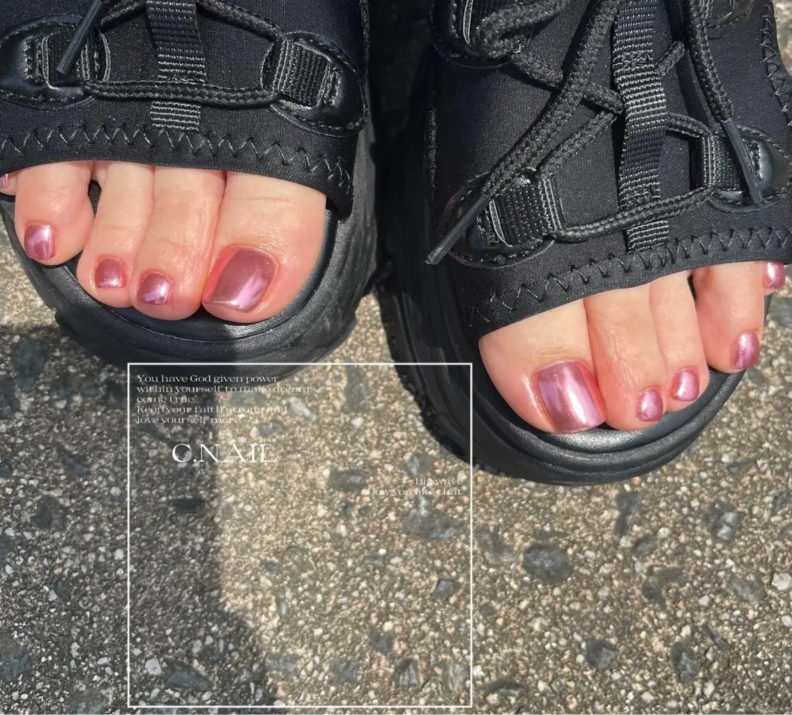 ネイル フットネイル フットネイル C.Nail &Eyeのネイルデザイン