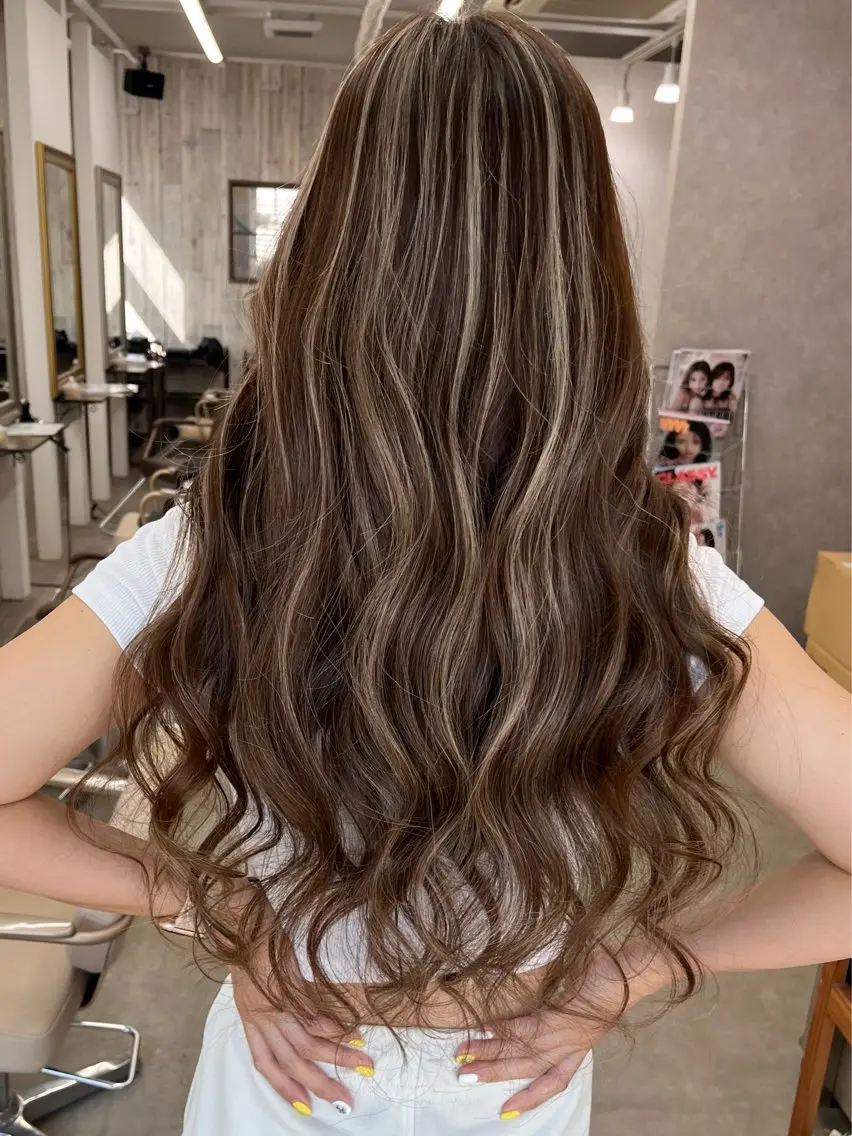 ロング ヘアカラー 中道 晶のヘアスタイル