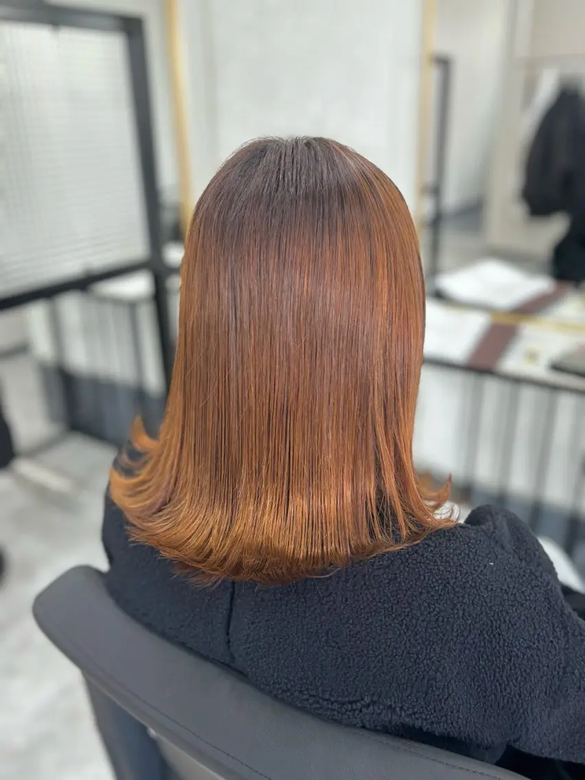 ミディアム ハイライト 髪質改善 レイヤーカット 縮毛矯正 酸性ストレート SUGAMI ✴︎ Hikariのヘアスタイル